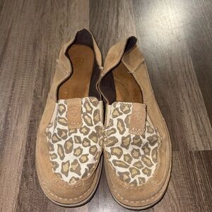 Ariat Tan and Brown Casual Slip-Ons